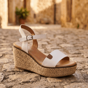 Imagen de Gemini Generated Image Kbsxv5kbsxv5kbsx