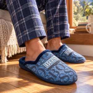 Imagen de Acogedores Pies Con Pantuflas Boss
